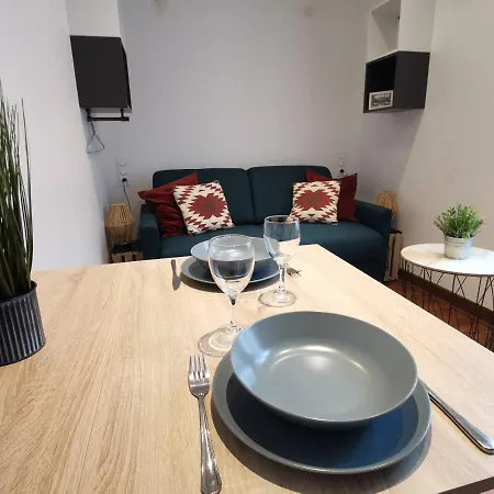 Le Zola - Centre Apartment